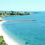 Marina Cape Surprise Studio Апартамент