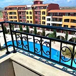 Marina Cape Surprise Studio Апартамент Ахелой
